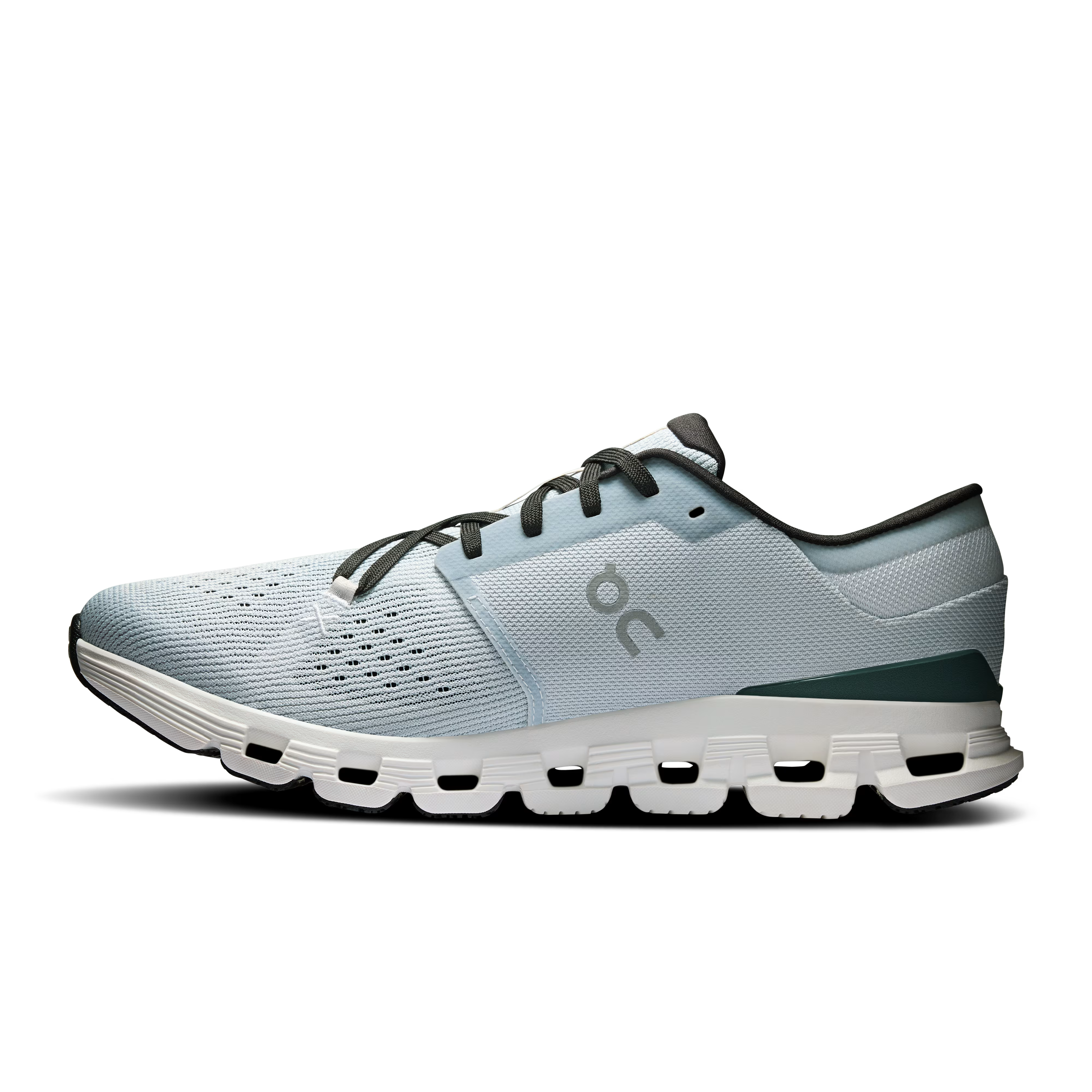Cloud X 4 | Glacier White